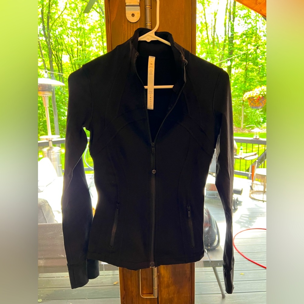 Lululemon Black Define Jacket Size 4: Worn Twice